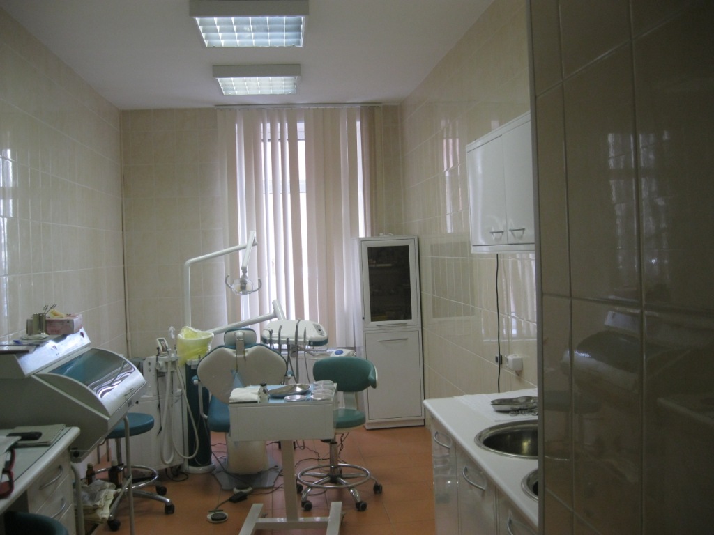 Рабочее место стоматолога - терапевта